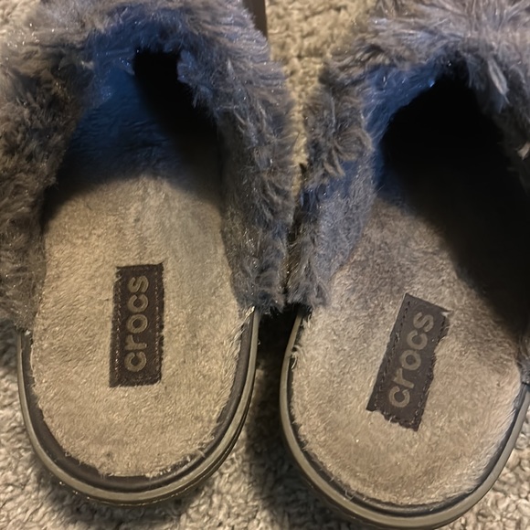 Crocs clogs! - Picture 3 of 6